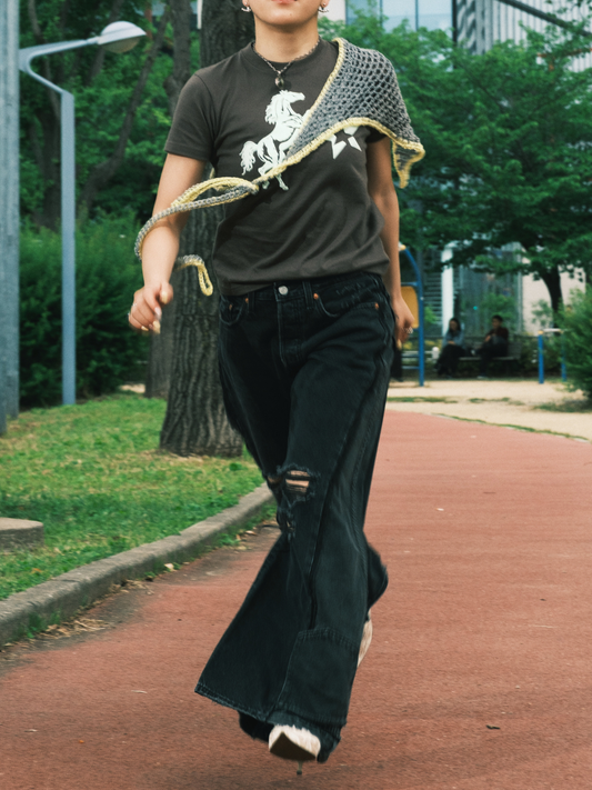 Jumpin’ Horse Fit T-shirt | Chacoal × Mint Green