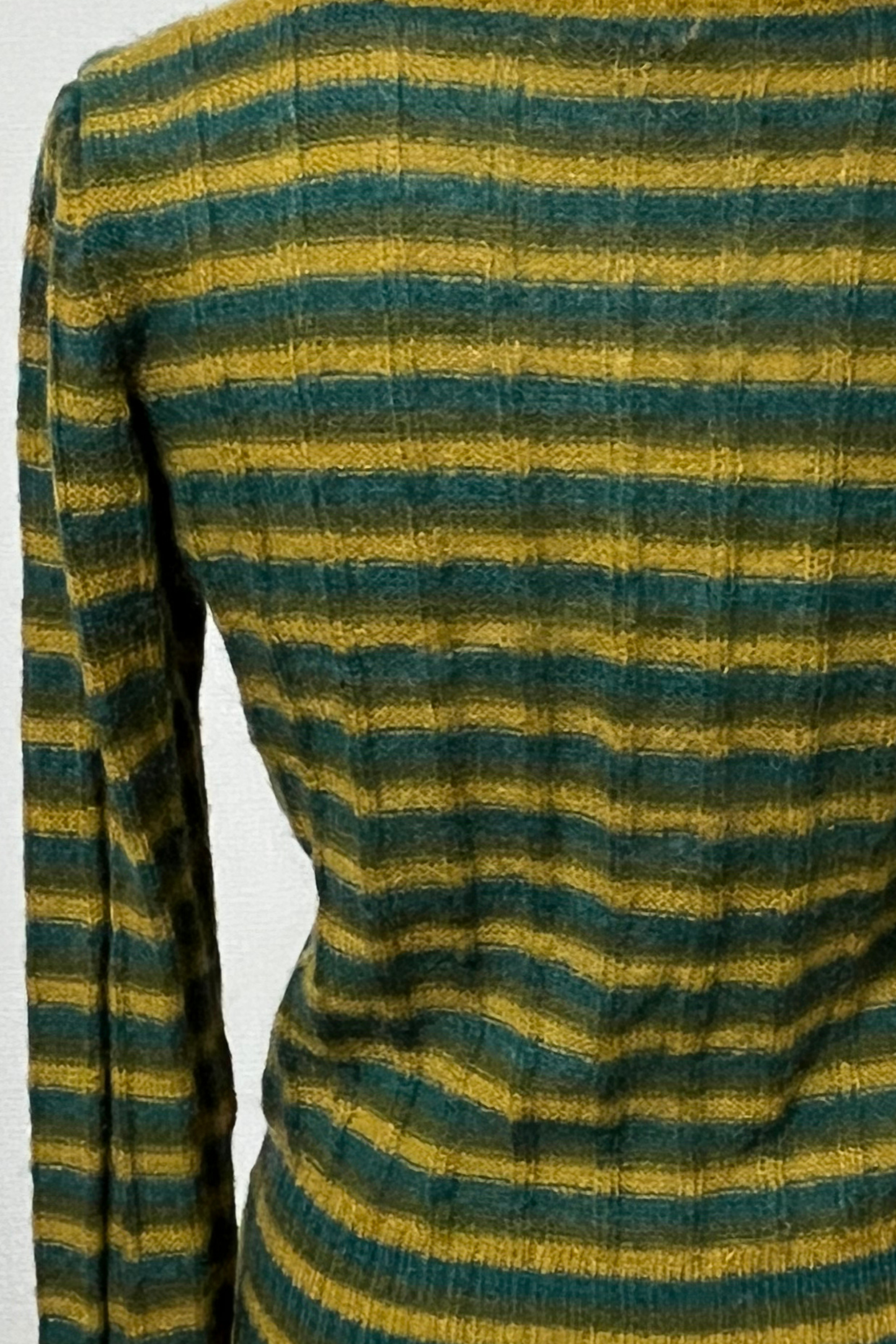 SELECTED VINTAGE / 70s Vneck knit top