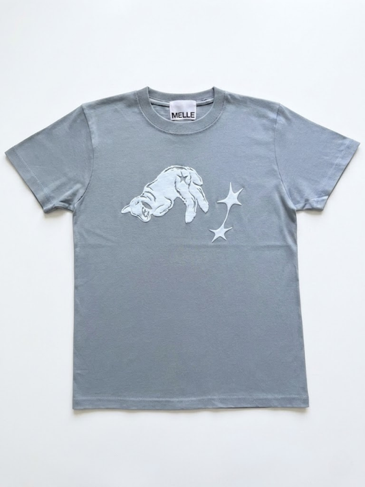 Fallin’ Lamb Fit T-shirt。 | Light Blue & Pastel Blue