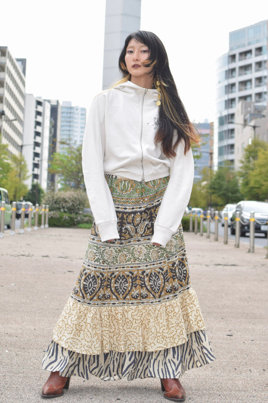 "Two-Headed Sheep" Balloon Fit Hoodie | cream (残り1点)