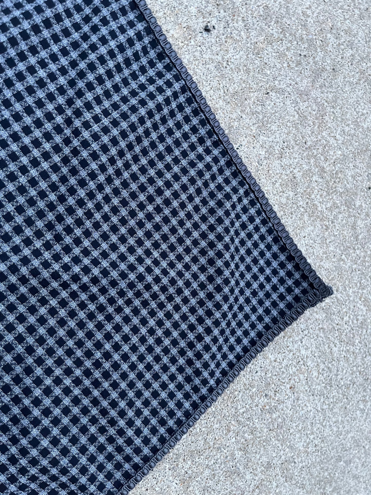 △ Scarf 1 - mini check blue