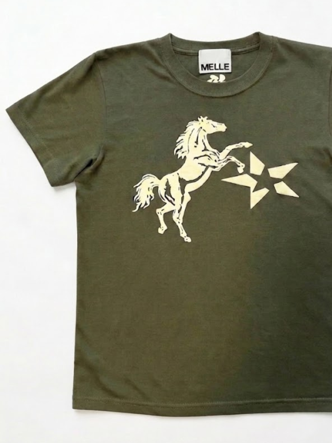 Jumpin’ Horse Fit T-shirt | Olive & Light Yellow